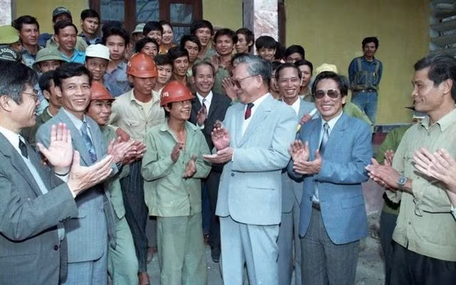 Nhìn lại những hình ảnh của nguyên Chủ tịch nước Lê Đức Anh