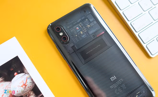 Loạt smartphone giảm giá mạnh cuối tháng 4