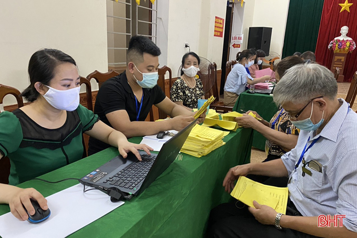 99,86% cử tri Hà Tĩnh tham gia bỏ phiếu bầu cử