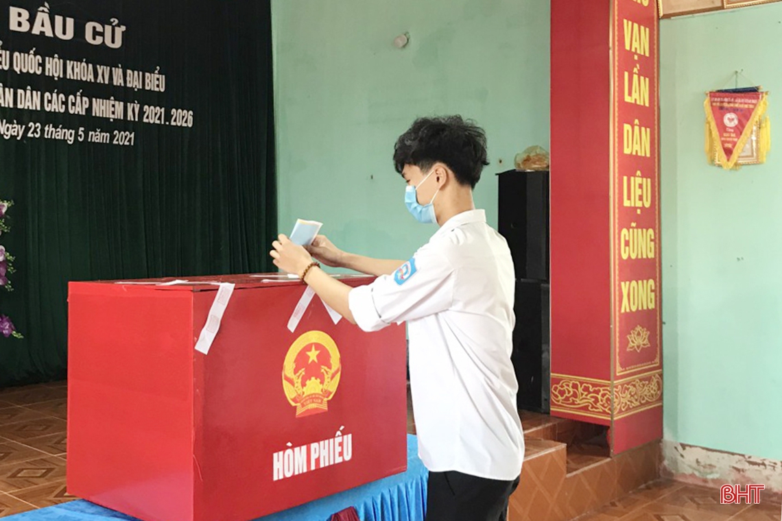 Cử tri Hà Tĩnh trao niềm tin, gửi kỳ vọng!
