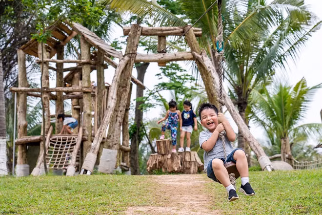 Tết thiếu nhi ở cơ quan mẹ