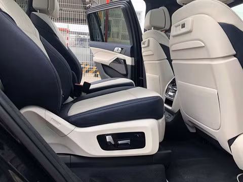 BMW X7 đầu tiên về Việt Nam, giá khoảng 7 tỷ đồng