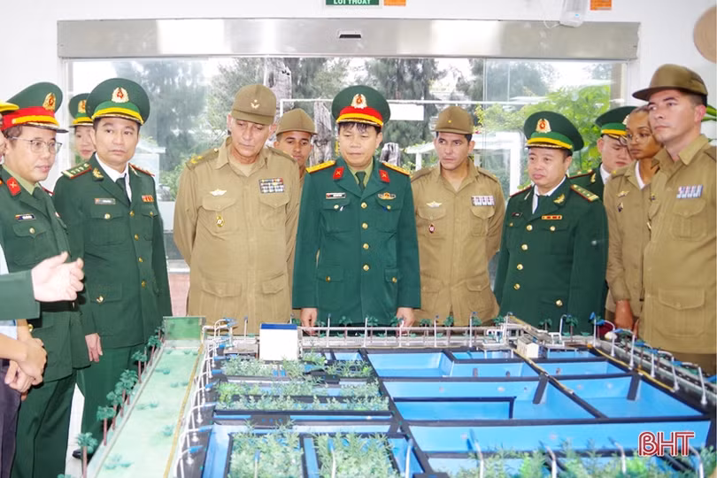 Đoàn Bộ các lực lượng vũ trang Cách mạng Cuba thăm Hà Tĩnh