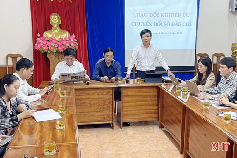 Báo Hải Phòng - Tuyên Quang - Hà Tĩnh trao đổi kinh nghiệm chuyển đổi số