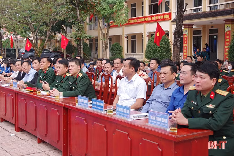 “Mềm hóa” phổ biến pháp luật qua hội thi rung chuông vàng