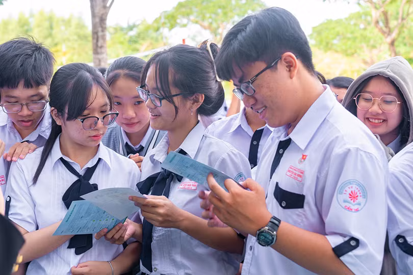 Hàng nghìn học sinh cả nước háo hức tìm hiểu cuộc thi Tiếng nói Xanh