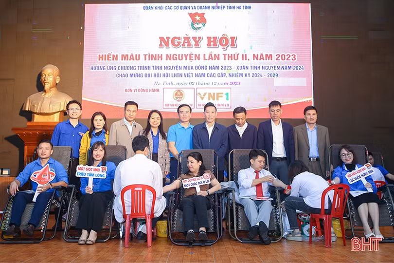 Tuổi trẻ Khối các Cơ quan và Doanh nghiệp Hà Tĩnh hiến 204 đơn vị máu