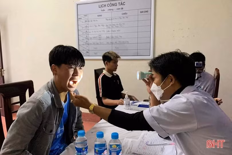 Hà Tĩnh gấp rút khám tuyển nghĩa vụ quân sự tại các địa phương