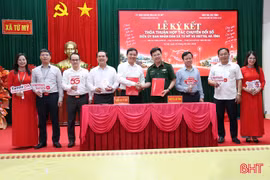 Xã Tứ Mỹ và Viettel Hà Tĩnh ký kết hợp tác chuyển đổi số
