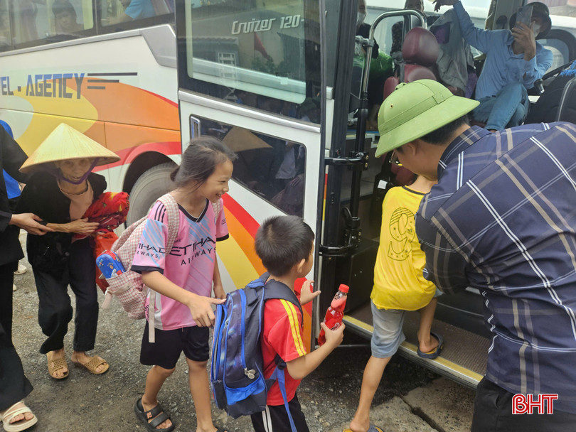 Phường Sông Trí bố trí chu đáo phương tiện để sơ tán người dân đến nơi an toàn.