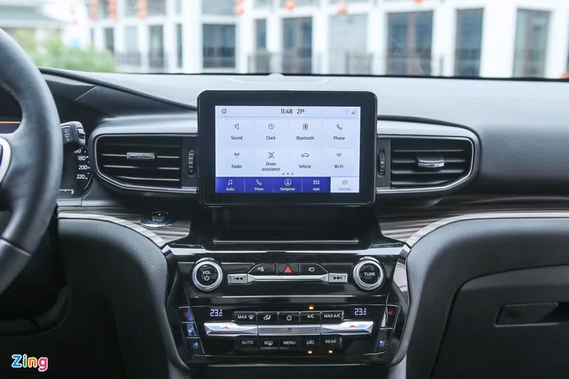 Ford Explorer 2022 có giá 2,366 tỷ đồng tại Việt Nam