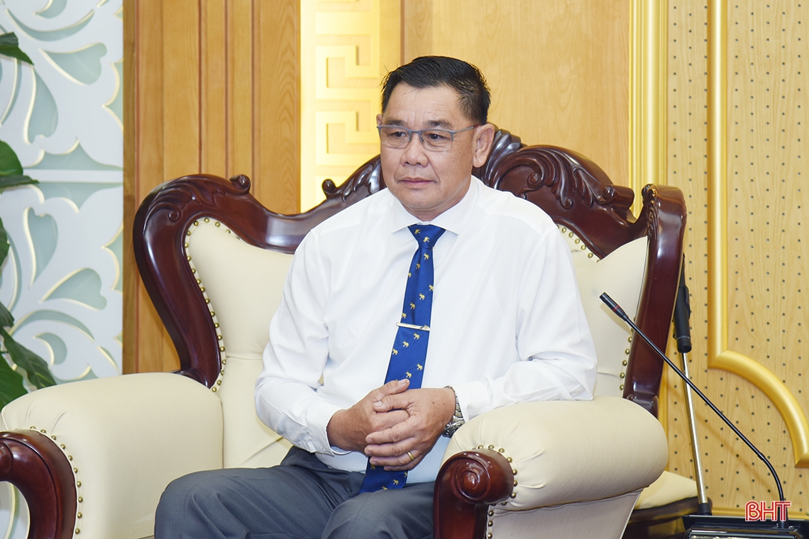 Đoàn công tác Ban Tổ chức tỉnh Bolikhămxay chào xã giao lãnh đạo Hà Tĩnh