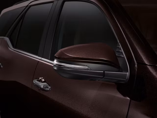 toyota fortuner 2017 chinh thuc ra mat dong nam a voi trang bi tot hon