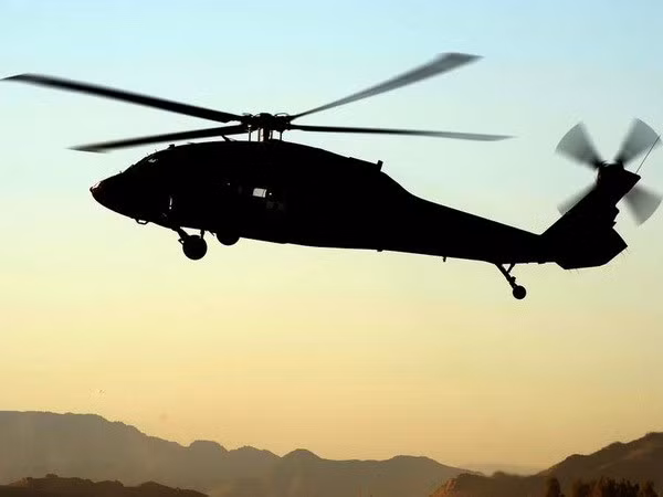 roi truc thang tai yemen bon binh sy cua uae thiet mang