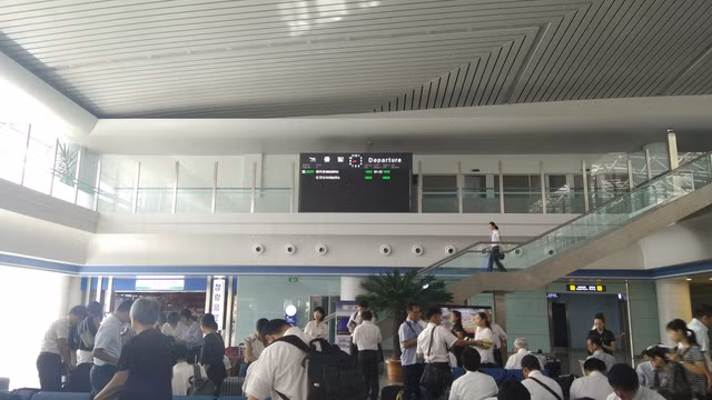 bi an chuyen bay khong so tu binh nhuong toi can cu quan su cua my