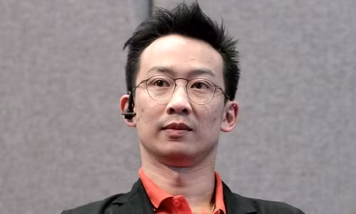 Thế giới ngày qua: Con trai cựu thủ tướng Thái Thaksin bị truy tố tội rửa tiền