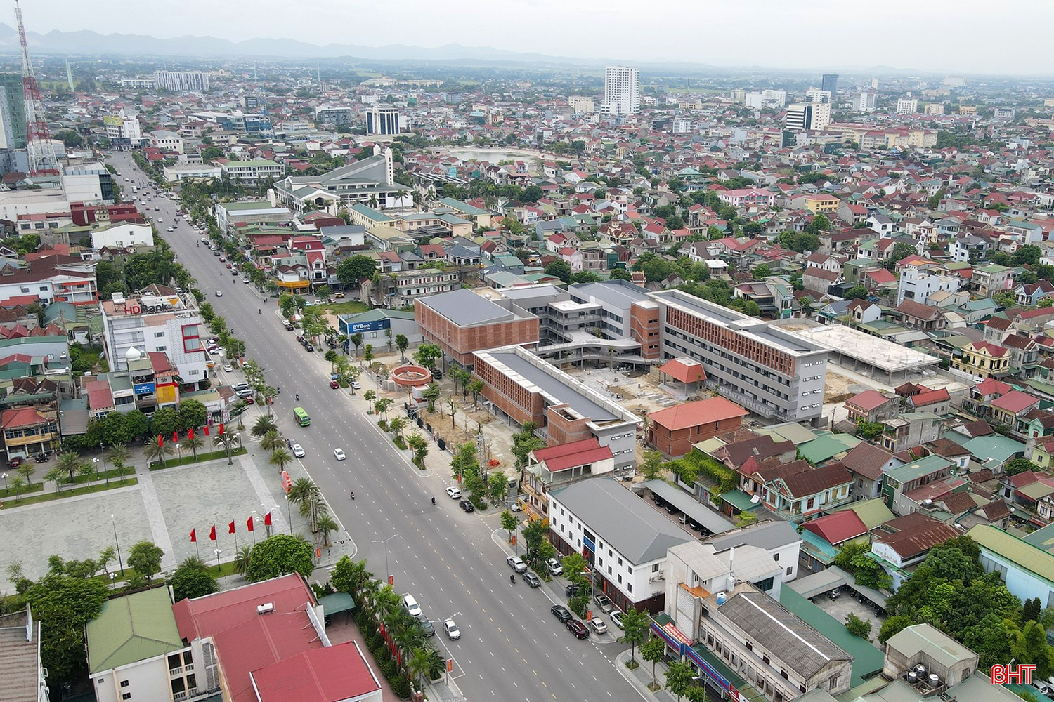 bqbht_br_truong-thpt-phan-dinh-phung-9b.jpg