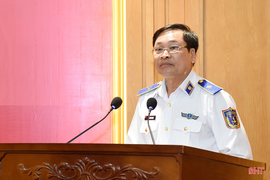 Ký kết phối hợp chương trình Cảnh sát biển đồng hành với ngư dân Hà Tĩnh