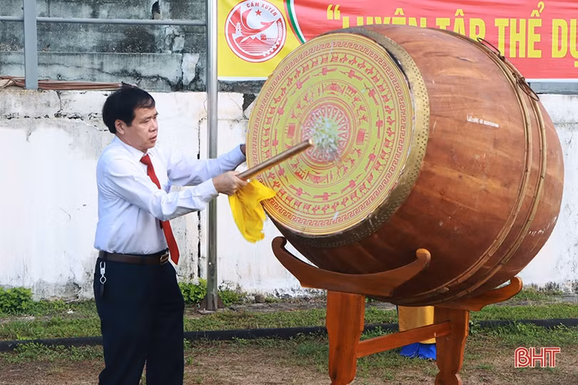 Khai mạc Đại hội TDTT huyện Cẩm Xuyên lần thứ IX