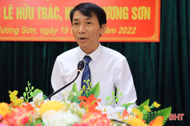 Hơn 1,6 tỷ đồng ủng hộ Quỹ Khuyến học Lê Hữu Trác