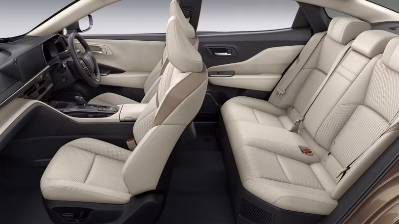 Chi tiết Toyota Crown Crossover tại Nhật Bản, giá từ 31.000 USD