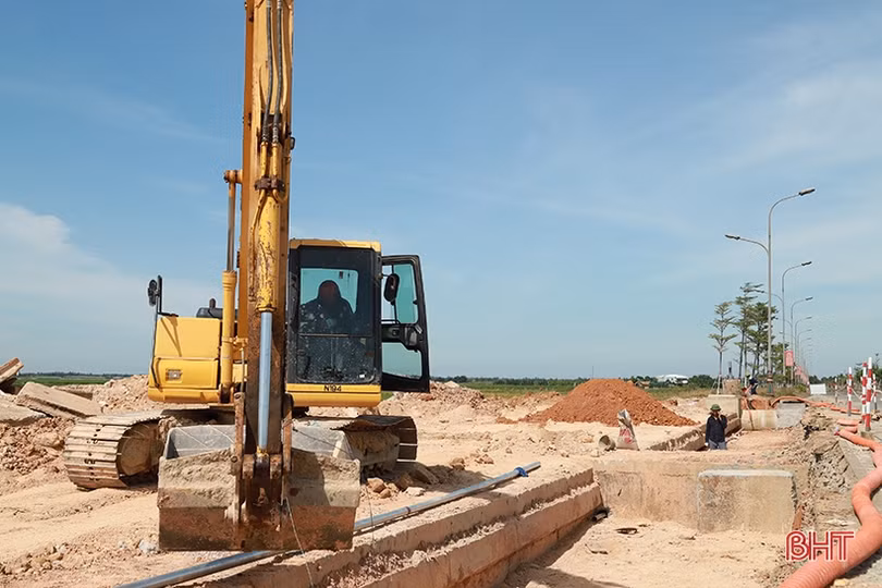 Hối hả thi công các công trình trọng điểm ở TP Hà Tĩnh