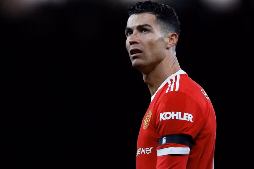 Lý do Ronaldo liên tiếp bị các đội bóng lớn từ chối