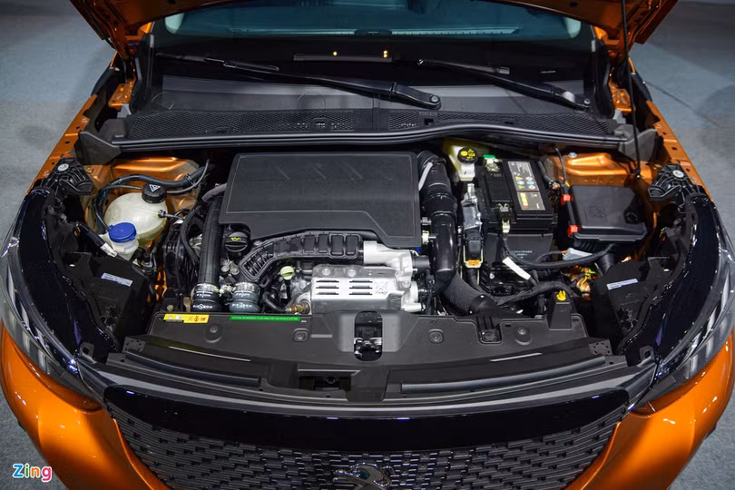 So sánh Peugeot 2008 GT Line và Hyundai Kona 1.6 Turbo
