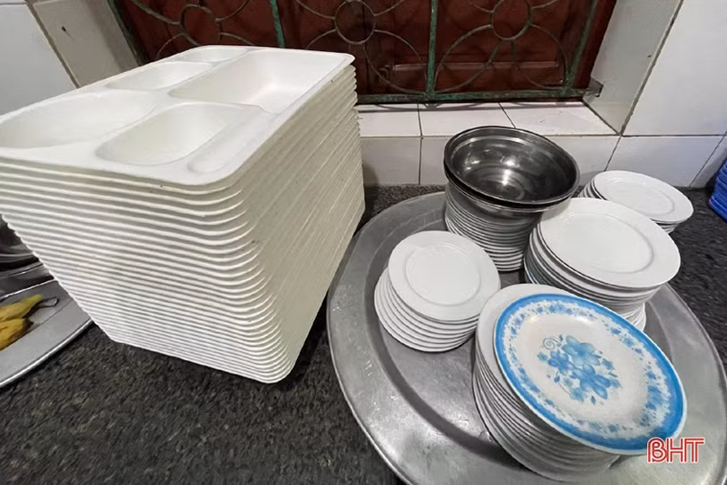 Ấm áp mâm cơm đầu năm ở Trung tâm Bảo trợ xã hội Hà Tĩnh
