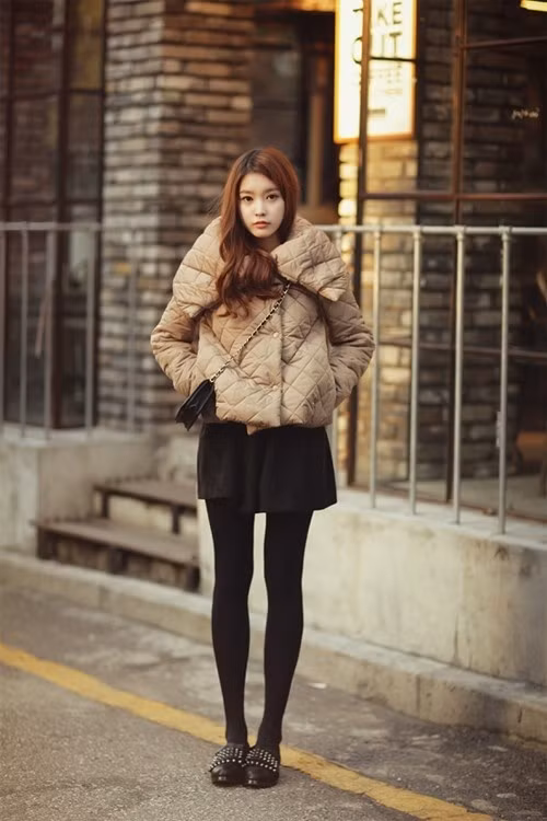 Trời rét đậm, học cách mix áo phao đại hàn cực chuẩn để không bị mất dáng