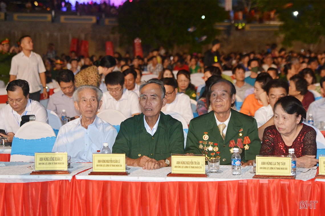 Hà Tĩnh long trọng tổ chức lễ kỷ niệm 73 năm ngày Thương binh - Liệt sỹ, 52 năm chiến thắng Đồng Lộc