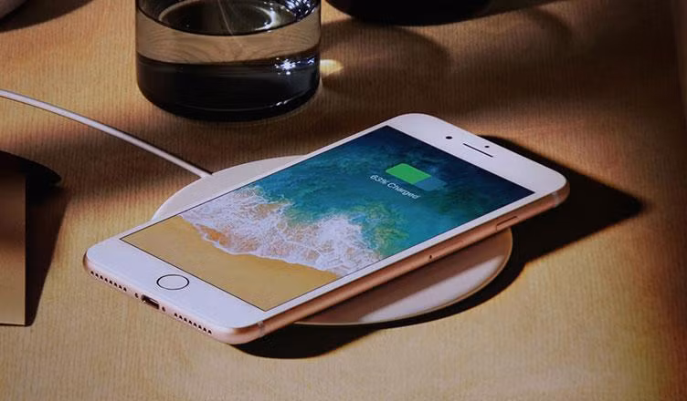 iPhone 9 Plus - “chiếc iPhone quốc dân” mới hay chỉ là giấc mơ?