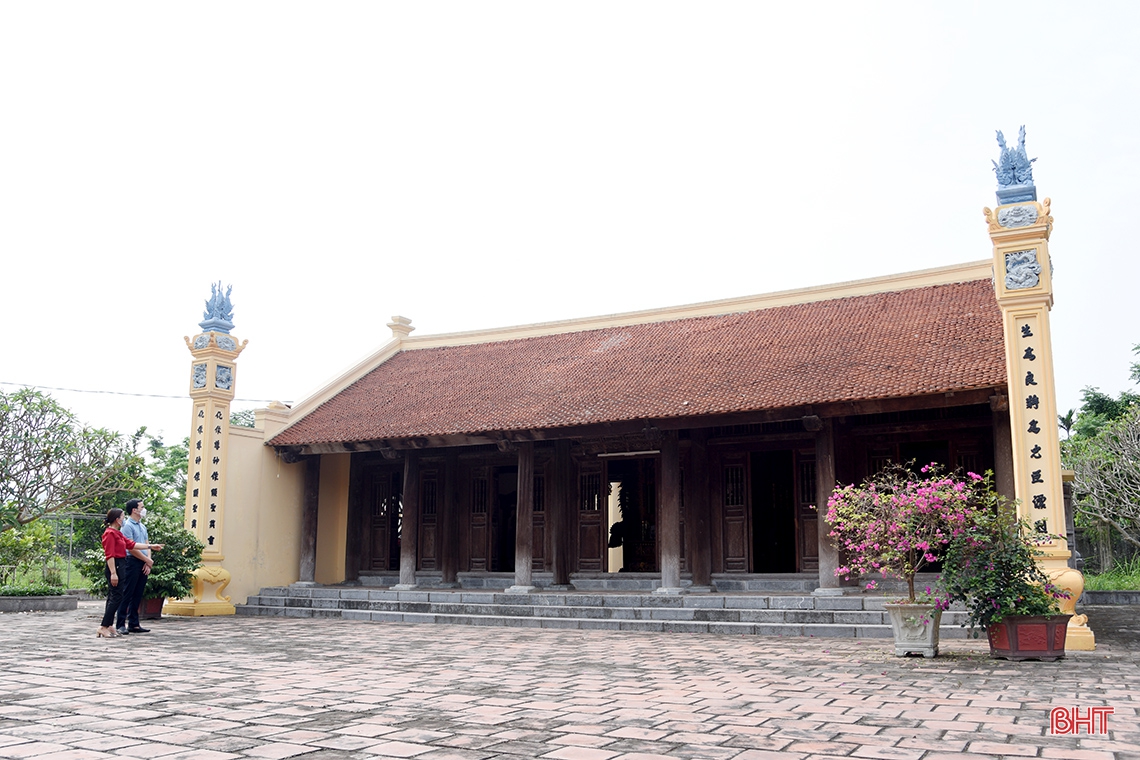 Thăm khu di tích nhà thờ Đình nguyên Tiến sỹ Phan Đình Phùng tại làng Đông Thái