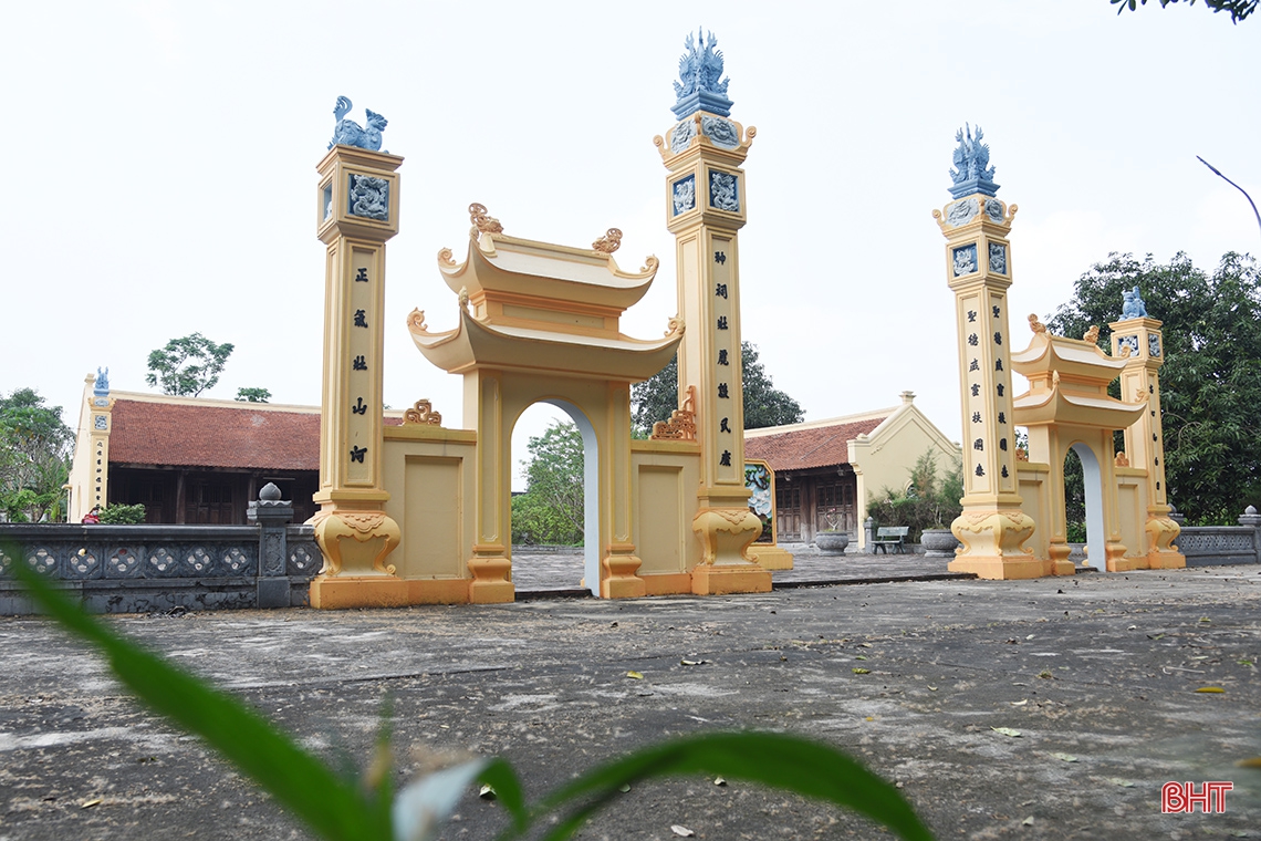 Thăm khu di tích nhà thờ Đình nguyên Tiến sỹ Phan Đình Phùng tại làng Đông Thái