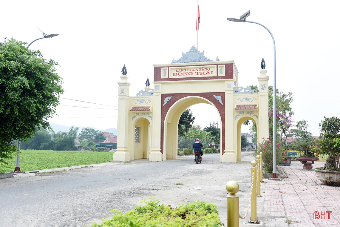 Thăm khu di tích nhà thờ Đình nguyên Tiến sỹ Phan Đình Phùng tại làng Đông Thái