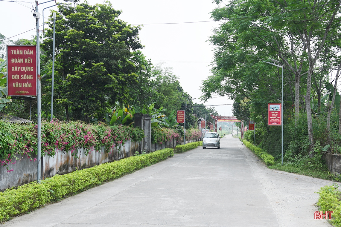 Thăm khu di tích nhà thờ Đình nguyên Tiến sỹ Phan Đình Phùng tại làng Đông Thái
