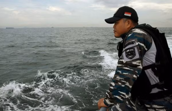 tau indonesia va cham tau cho hang viet nam 15 nguoi mat tich