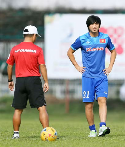 hom nay dt viet nam chot danh sach du aff cup co hoi nao cho tuan anh