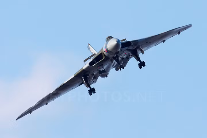 suc manh khung khiep cua than lua avro 698 vulcan b 2