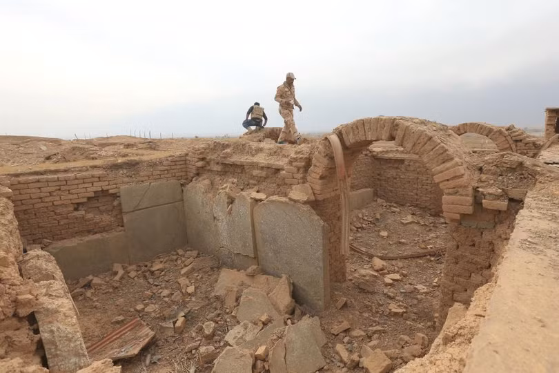 hoang tan thanh pho co 3 000 nam tuoi bi is tan pha o iraq