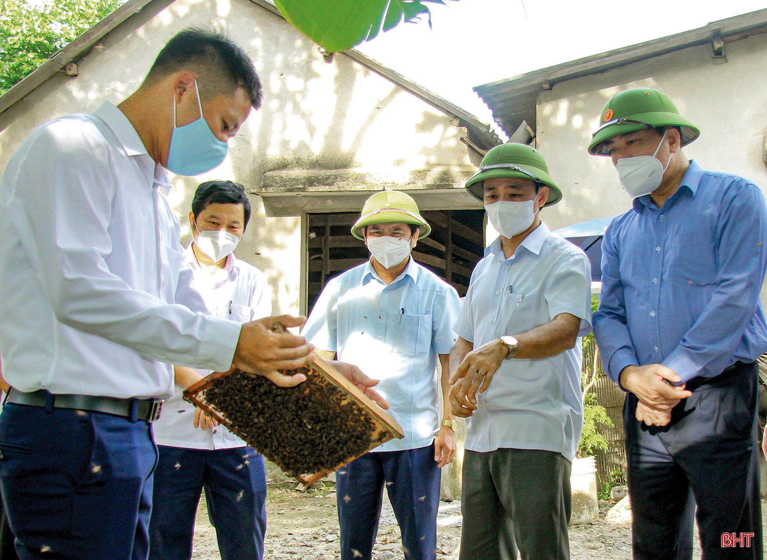 Tăng cường công tác xây dựng, chỉnh đốn Đảng, góp phần thực hiện thắng lợi các nhiệm vụ chính trị