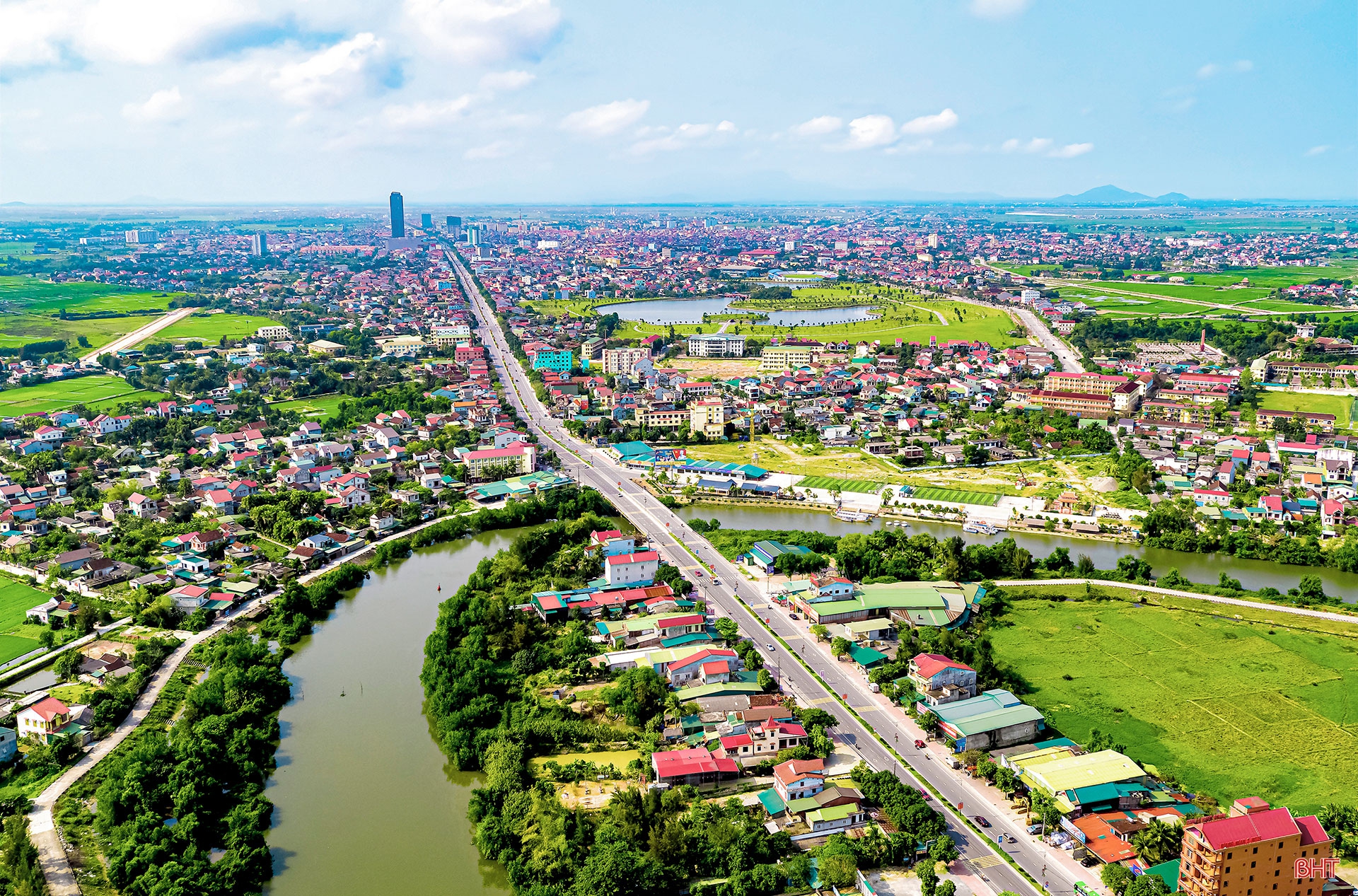 Tăng cường công tác xây dựng, chỉnh đốn Đảng, góp phần thực hiện thắng lợi các nhiệm vụ chính trị