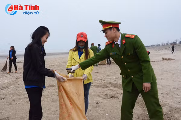 nhieu hoat dong cua tuoi tre huong ve ngay thanh lap doan