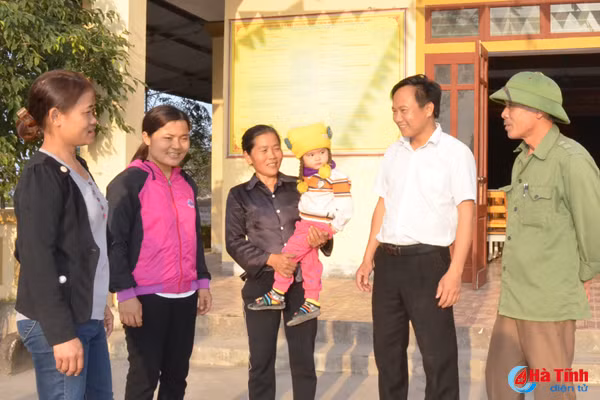 dang bo viet xuyen doi moi de tang nang luc lanh dao