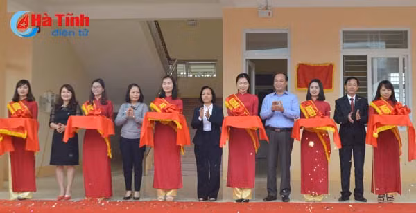 agribank ha tinh ban giao 4 cong trinh truong hoc an sinh xa hoi