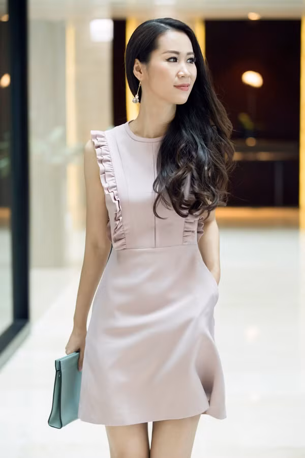 10 mẫu váy mùa hè cho nàng công sở