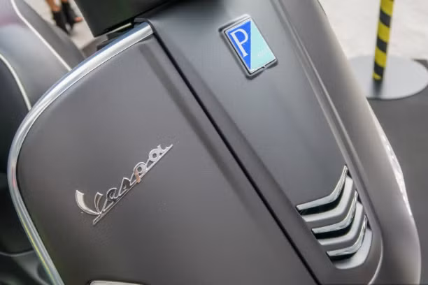 2018 vespa gts super 300 len ke gia 157 7 trieu dong