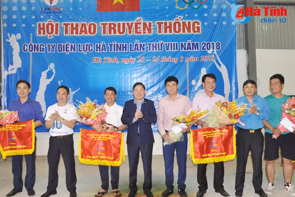 tp ha tinh nhat toan doan hoi thao truyen thong cong ty dien luc