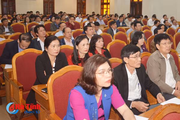 cong khai xin loi va phuc hoi quyen loi dang vien bi ky luat sai ky luat oan