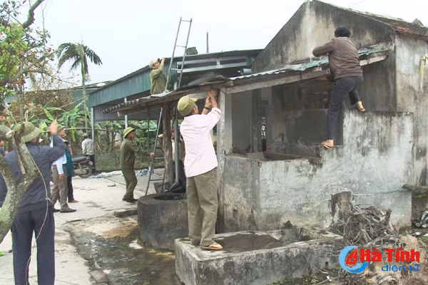 lanh dao huyen ky anh chung tay giup dan thao do nha cua len vung tai dinh cu